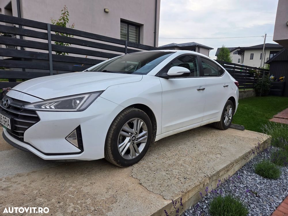 Hyundai Elantra ver-1-6-mpi-highway - 4