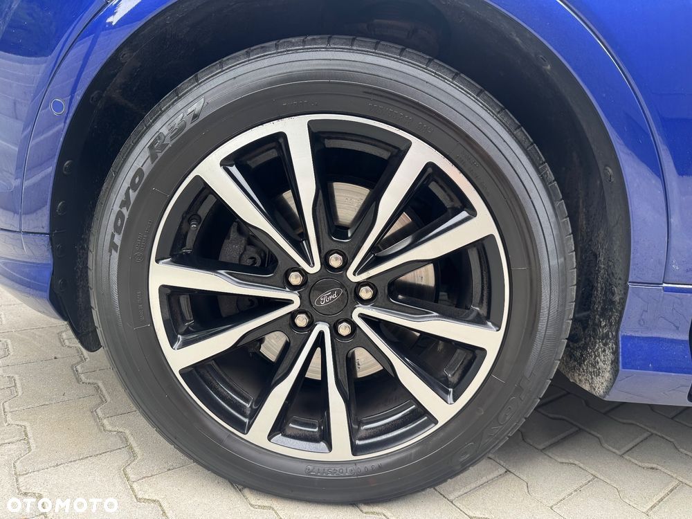 Ford Kuga 2.0 TDCi 4x4 ST-Line - 23