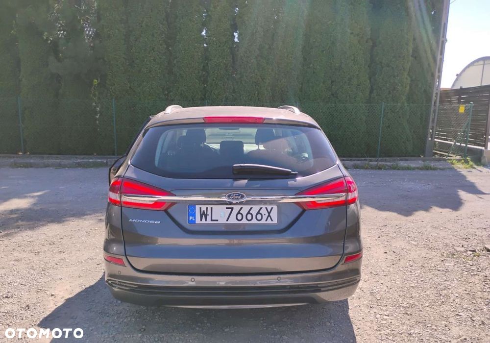Ford Mondeo - 21