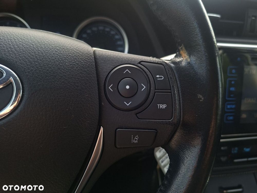Toyota Corolla - 17