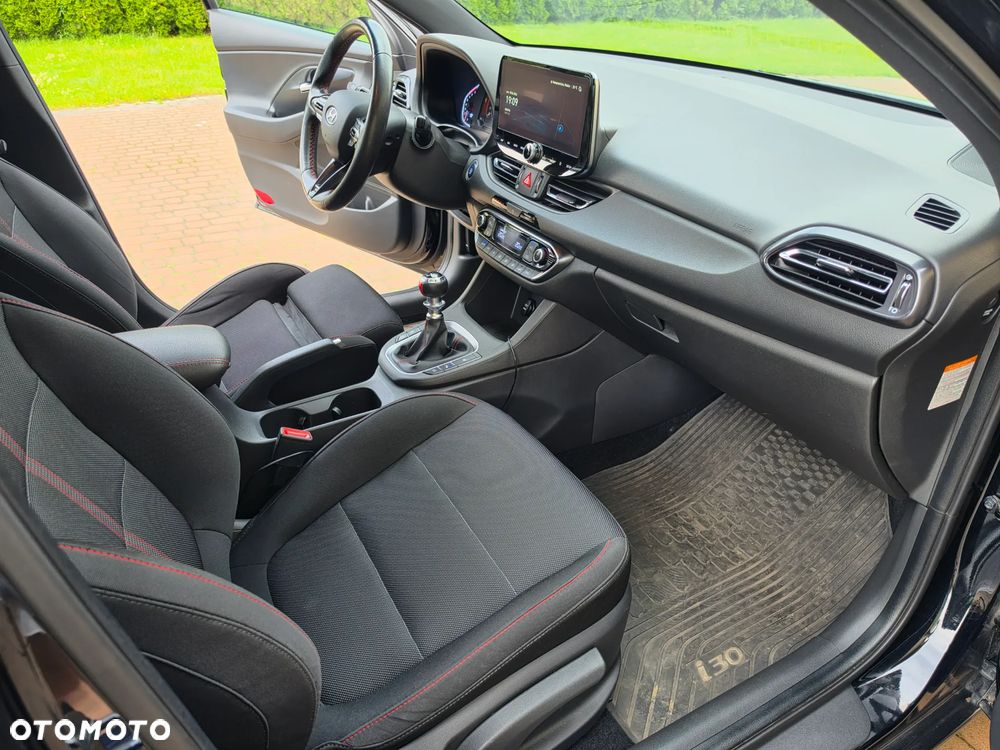 Hyundai i30 1.5 T-GDI 48V-Hybrid N-Line - 10