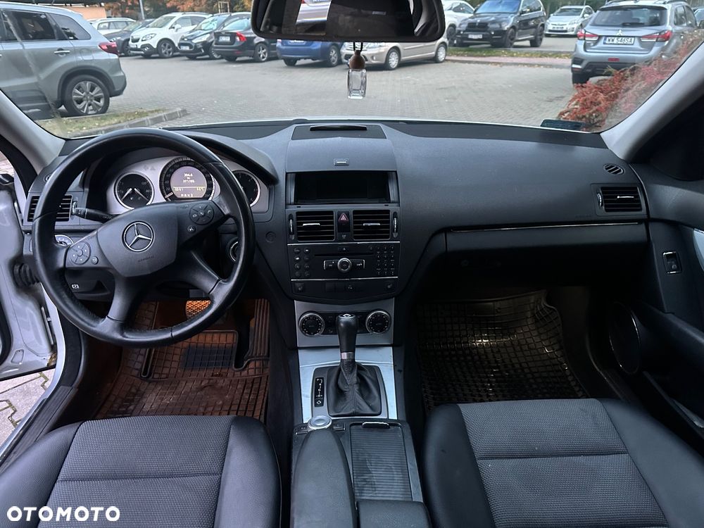 Mercedes-Benz Klasa C - 23