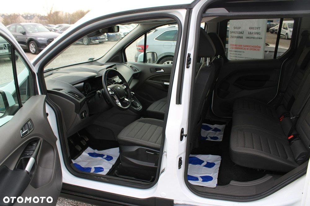 Ford Tourneo Connect - 16