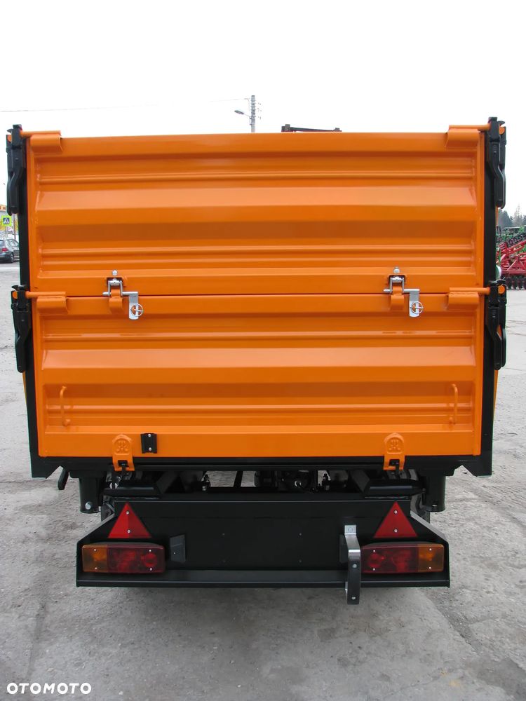 Pronar Przyczepy jednoosiowe Pronar T-655 2,5 tony, Przyczepa T-117 Cynkomet 3,5 tony, Wodziński WTP1W0-1 tona, WTP1W1-3,5 tony;  Przyczepa PR3T Euro-Masz 3 tony - 4