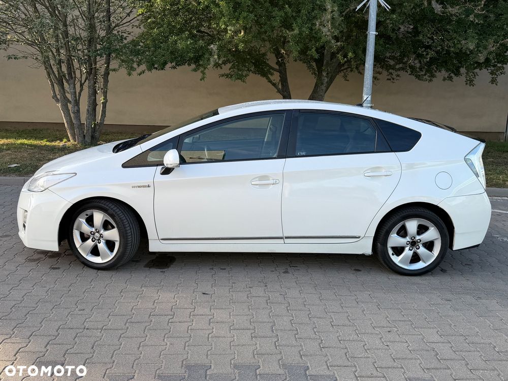 Toyota Prius 1.5 VVT-i Prestige - 8