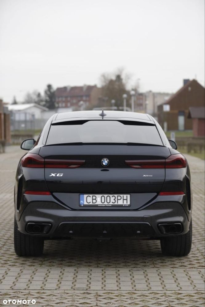 BMW X6 xDrive30d - 12