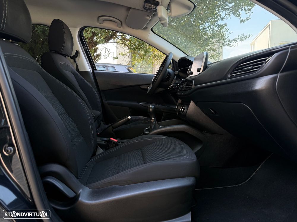 Fiat Tipo Station Wagon 1.3 M-Jet Lounge - 4