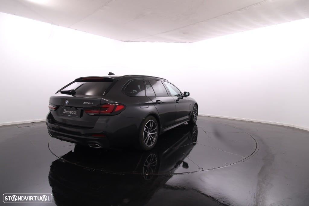 BMW 520 - 7