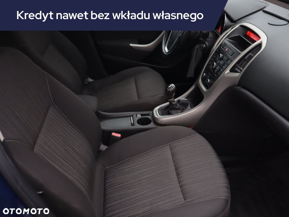 Opel Astra - 11