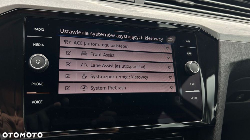 Volkswagen Passat 2.0 TDI EVO Business DSG - 25