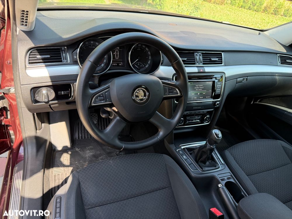 Skoda Superb 2.0 TDI Elegance - 3