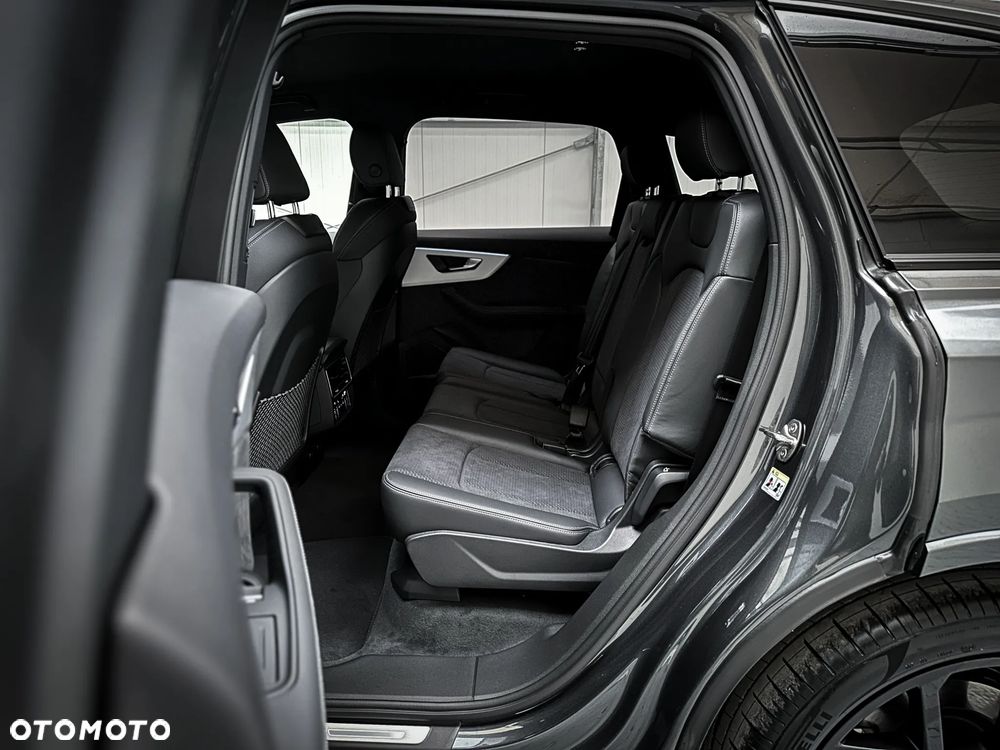 Audi Q7 50 TDI mHEV Quattro S Line Tiptr - 24