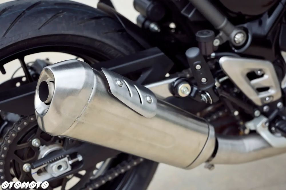 Triumph Inny - 22