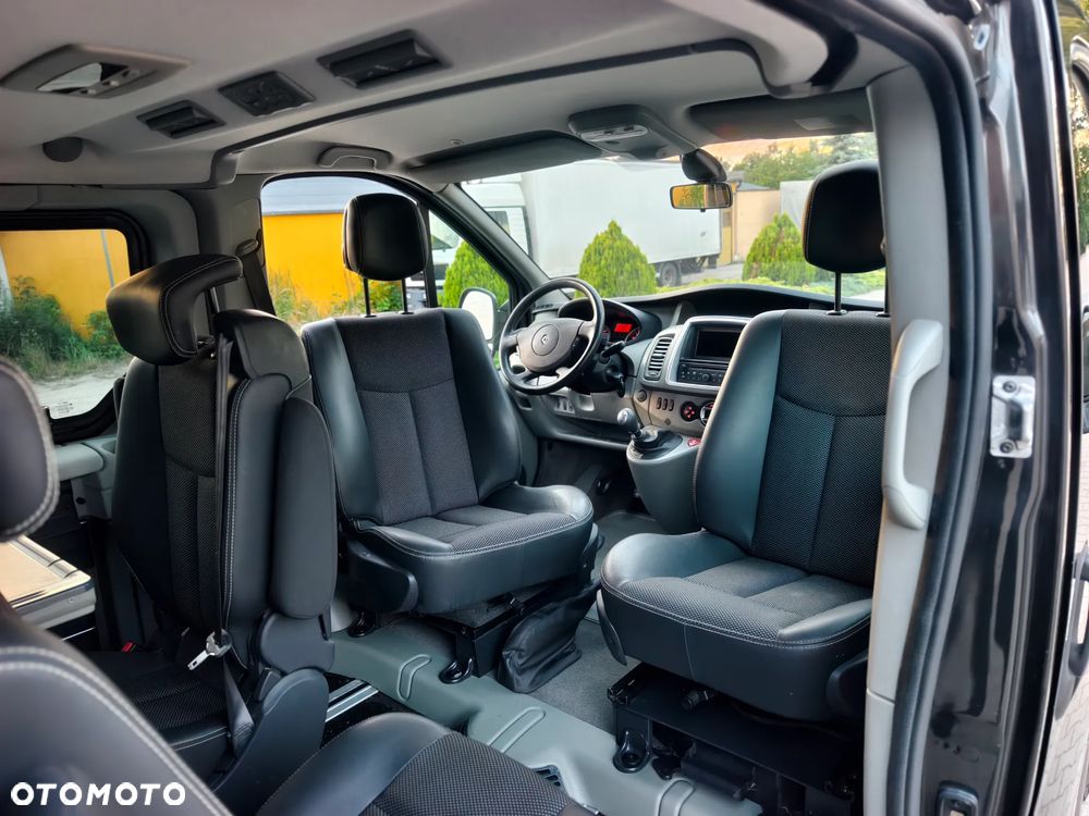 Renault Trafic - 16