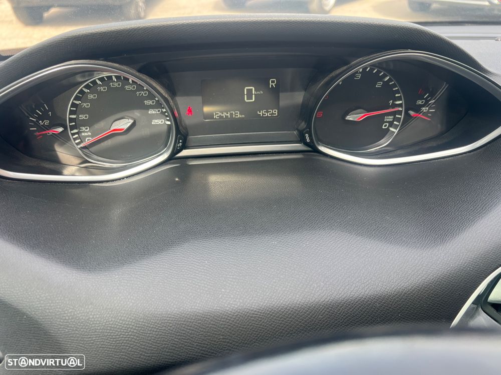 Peugeot 308 SW 1.6 BlueHDi Allure J17 EAT6 - 29