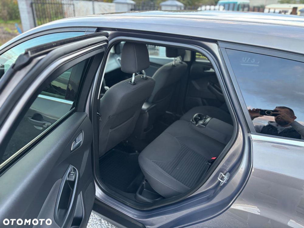 Ford Focus - 9