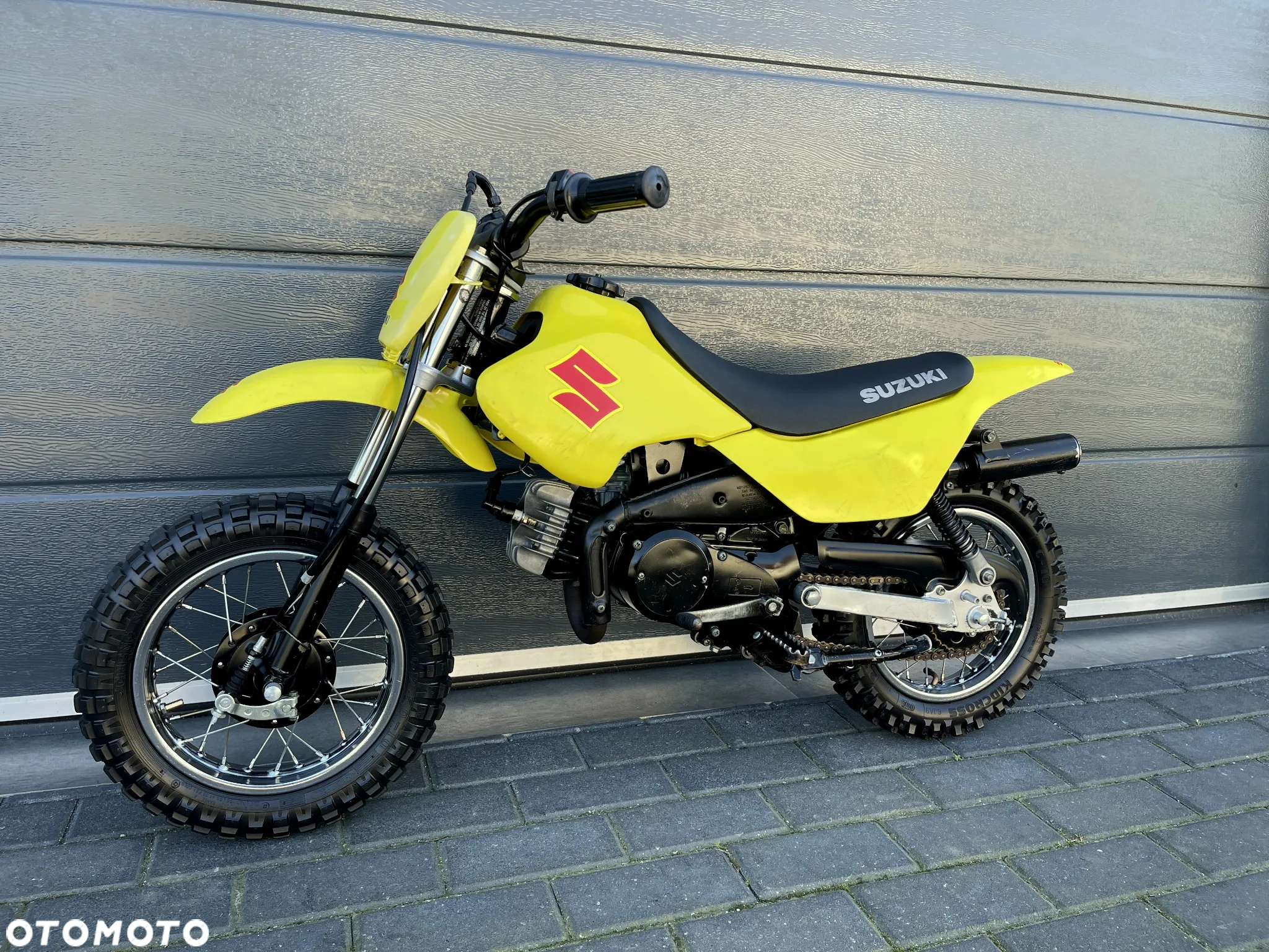 Suzuki Inny