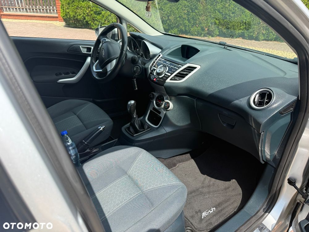 Ford Fiesta 1.6 Ti-VCT Titanium - 18