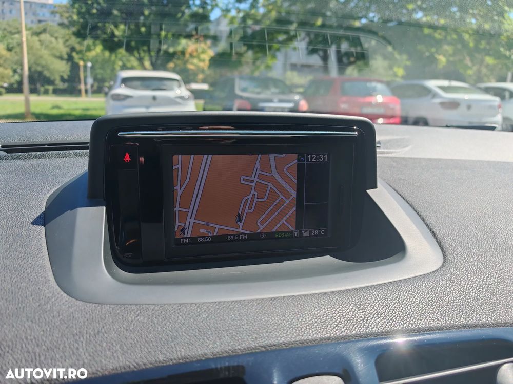 Renault Megane ENERGY dCi 110 Start & Stop Bose Edition - 12