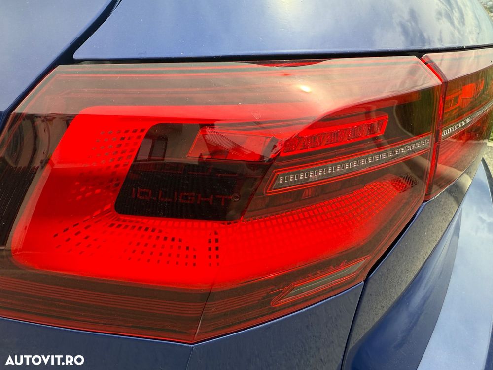 Volkswagen Golf 2.0 TSI DSG 4Motion R - 17