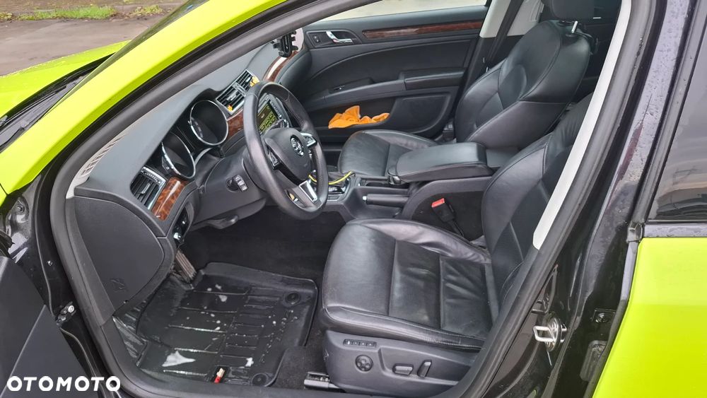 Skoda Superb 2.0 TDI Platinum DSG - 11