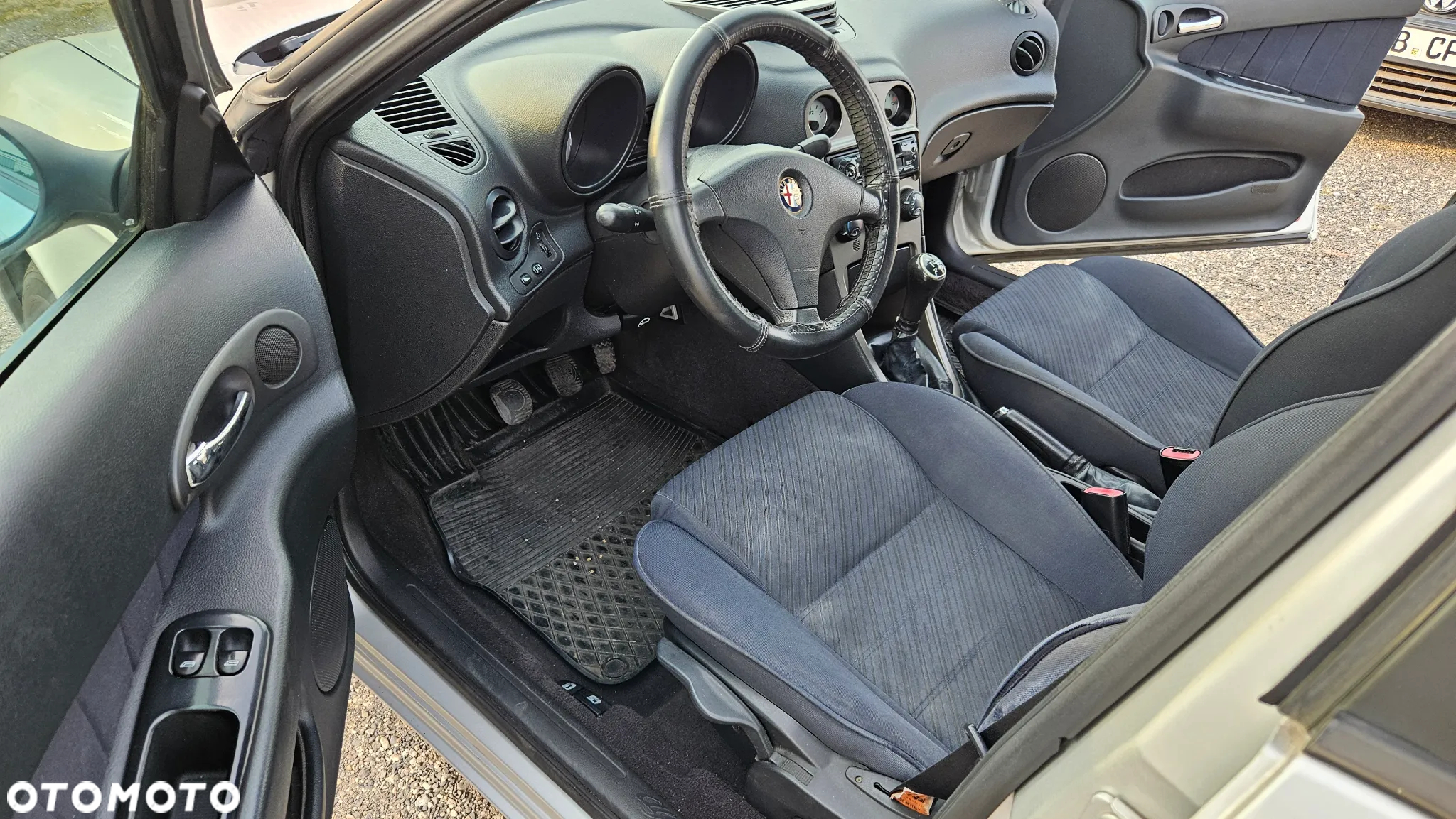 Alfa Romeo 156 1.8 TSpark 16v - 10