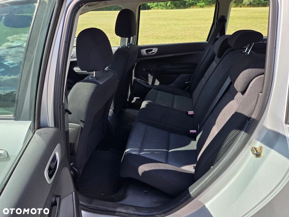 Peugeot 307 HDi 135 Tendance - 11