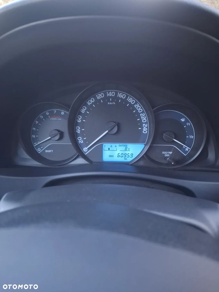 Toyota Auris 1.33 VVT-i Active - 8