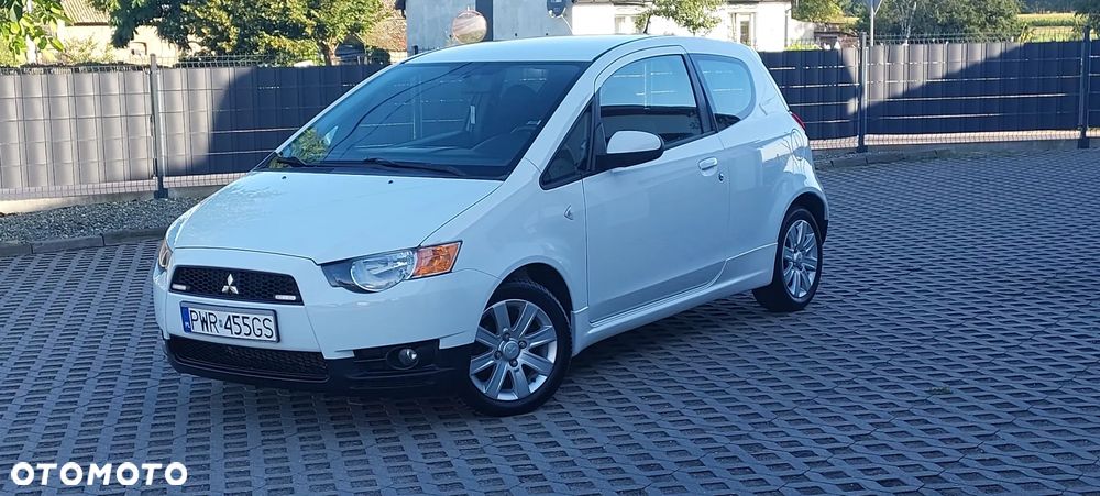 Mitsubishi Colt - 3