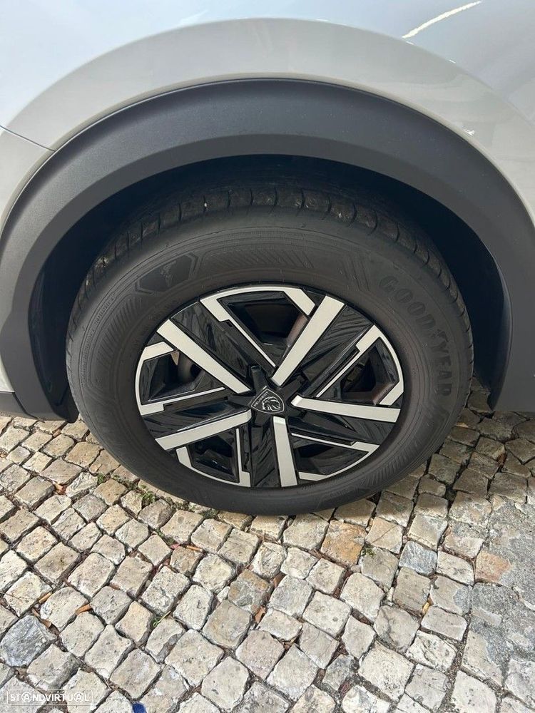 Peugeot 2008 1.2 PureTech Active - 13