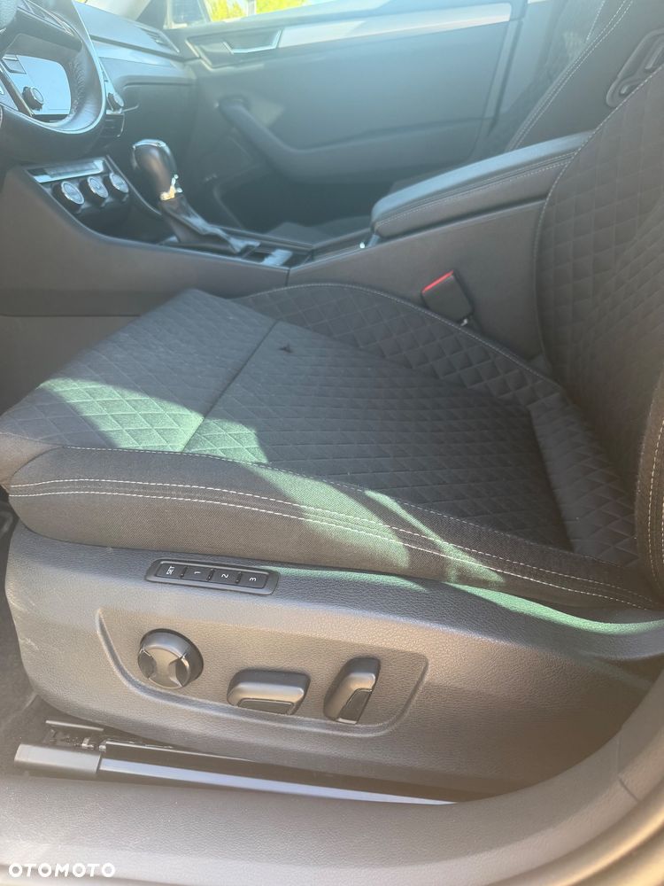 Skoda Superb 2.0 TSI 4x4 L&K DSG - 10