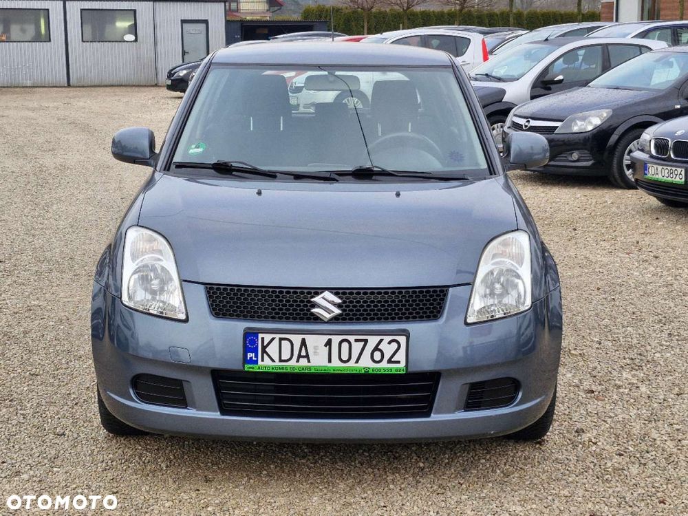Suzuki Swift - 2