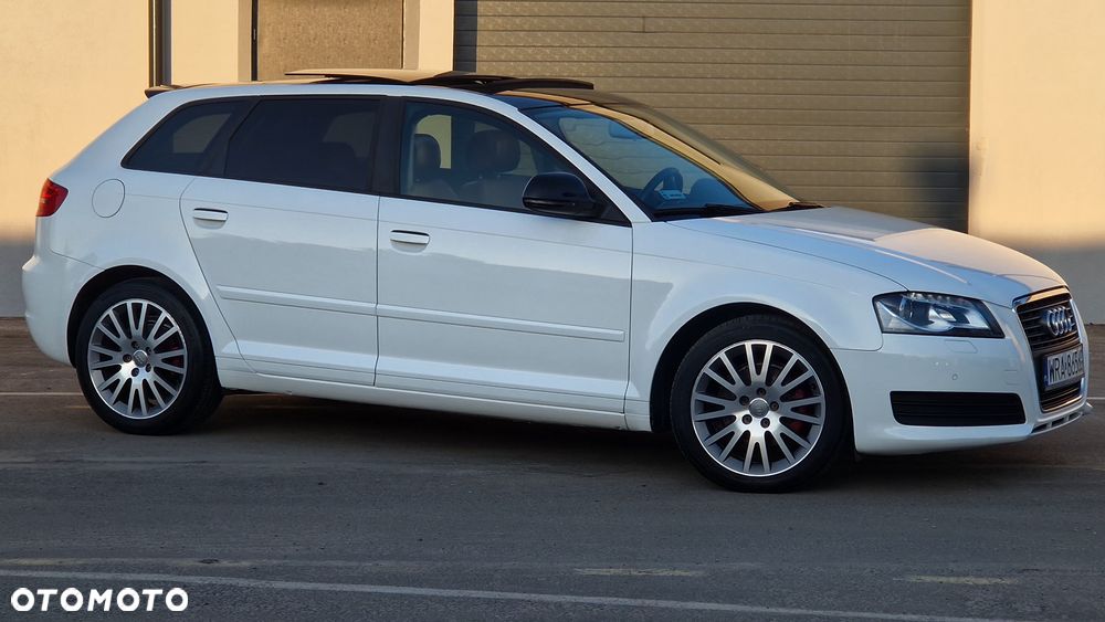 Audi A3 Sportback 1.8 TFSI S line Sportpaket Plus - 4