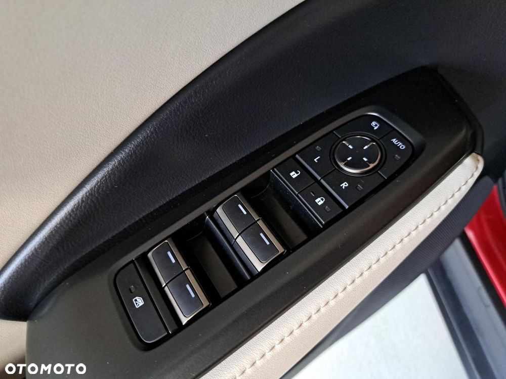 Lexus LBX 1.5 Hybrid Elegant - 24