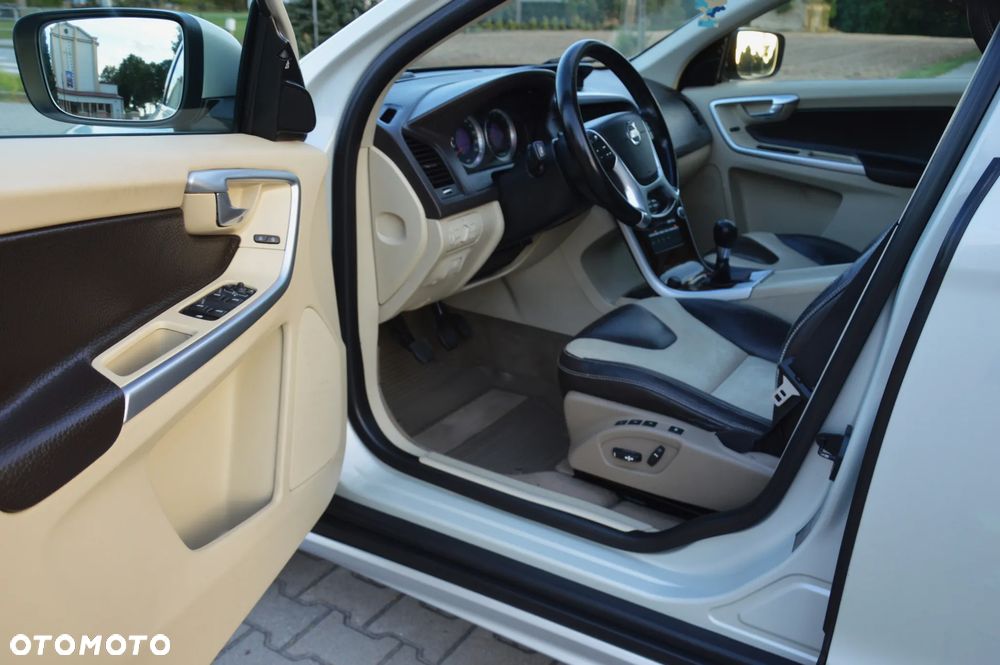 Volvo XC 60 - 20