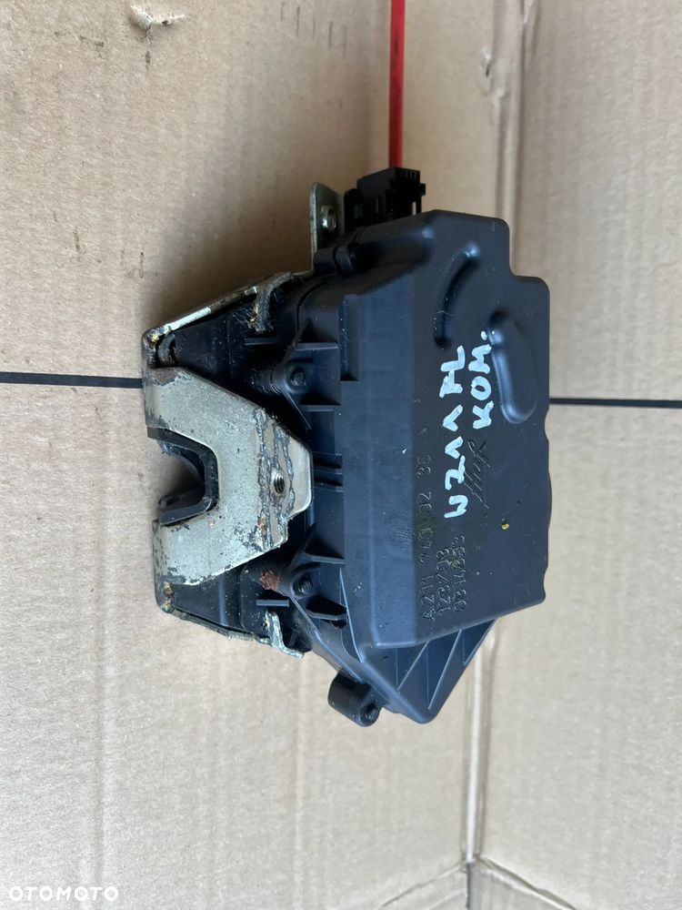 Zamek klapy bagażnika Mercedes E Klasa W211 Lift kombi A2117400235 - 3