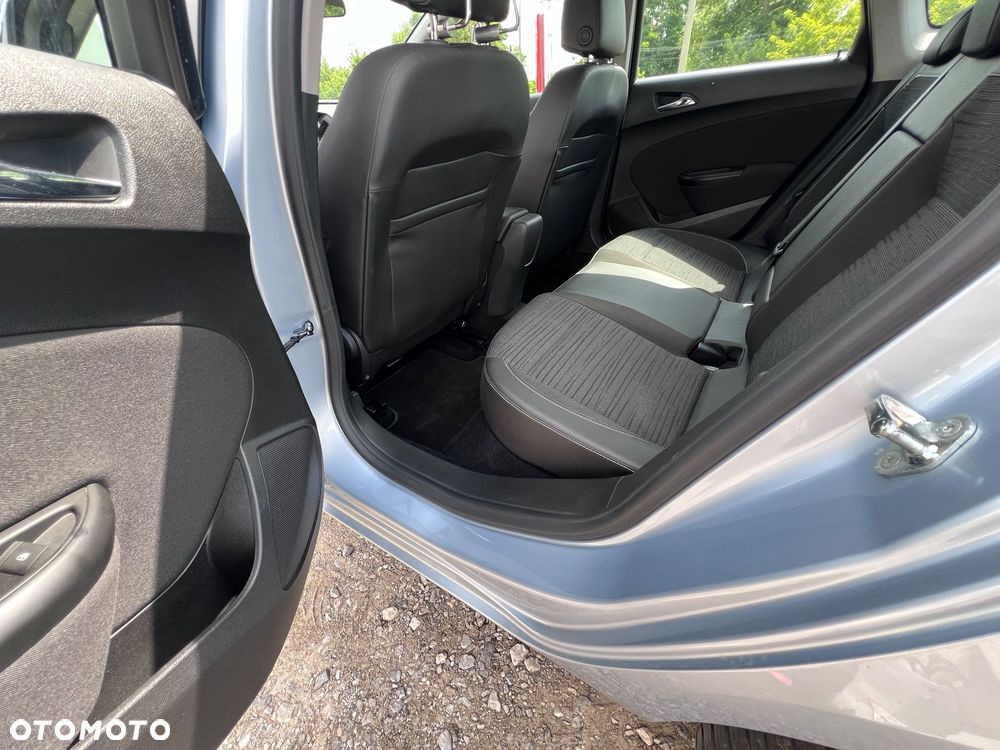 Opel Astra - 17
