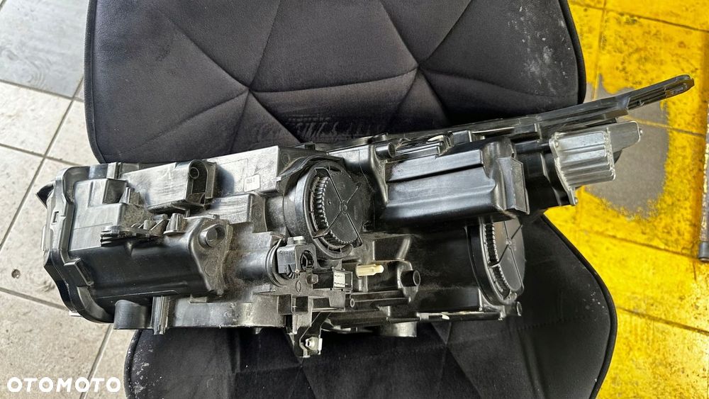 OPEL CROSSLAND X LAMPA REFLEKTOR H7 LED PRAWY EUROPA 13467968 - 8