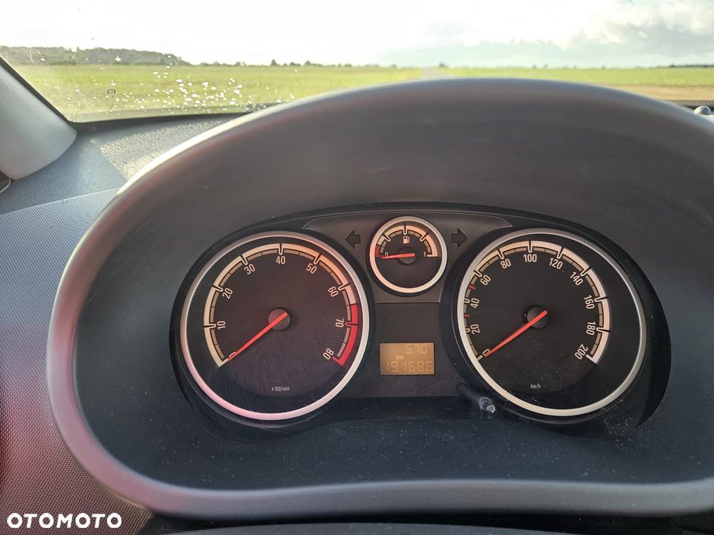 Opel Corsa 1.2 16V Cosmo - 18