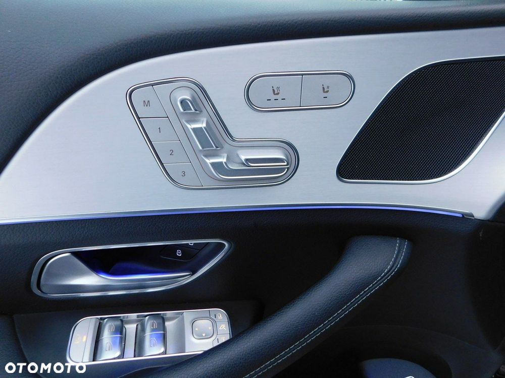 Mercedes-Benz GLE - 16