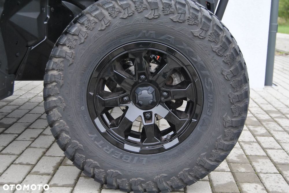 Can-Am Maverick - 13