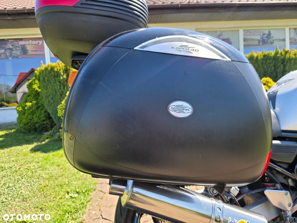 Yamaha FZS - 21