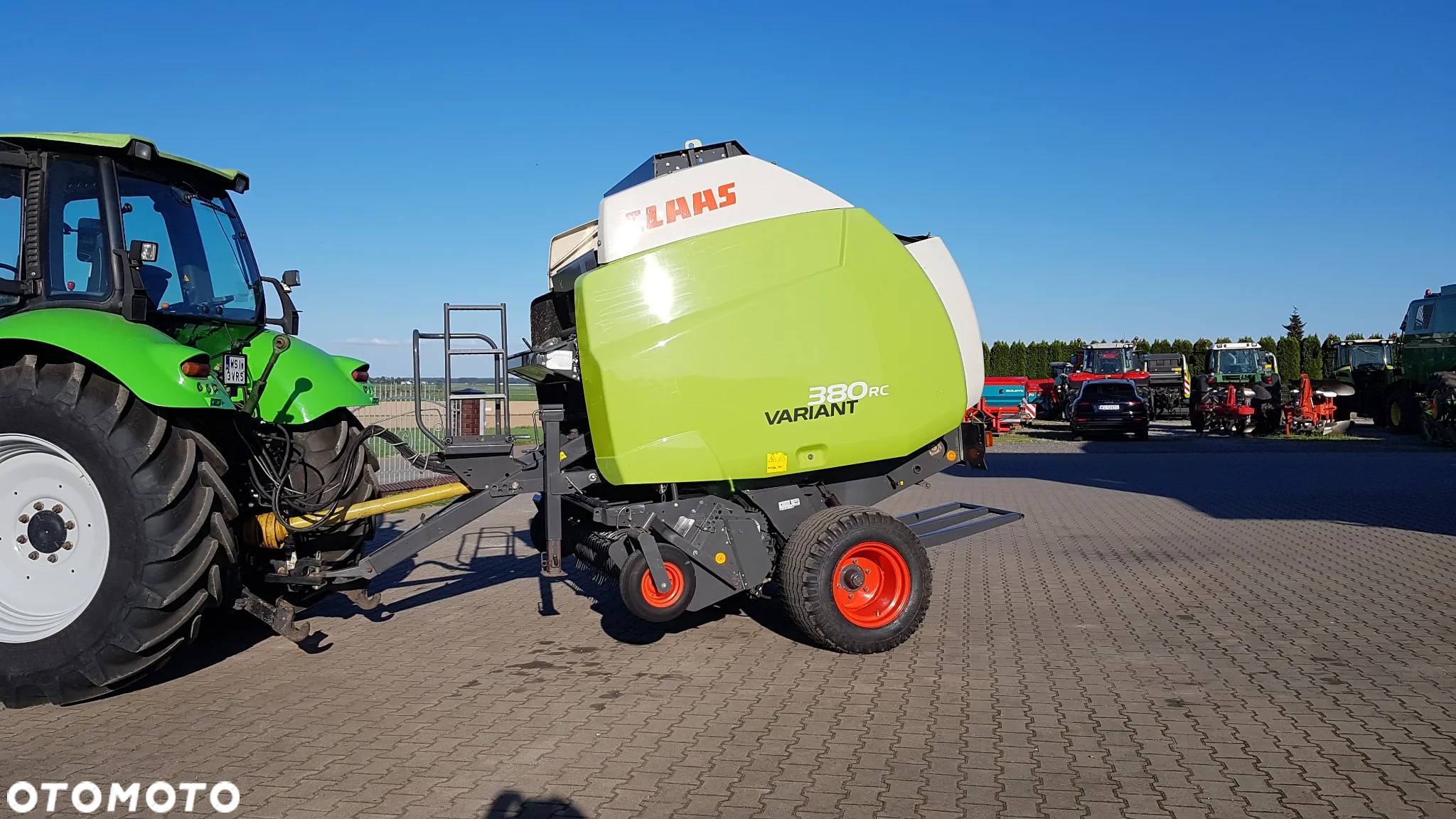 Claas VARIANT 380 RC 2012R - 4