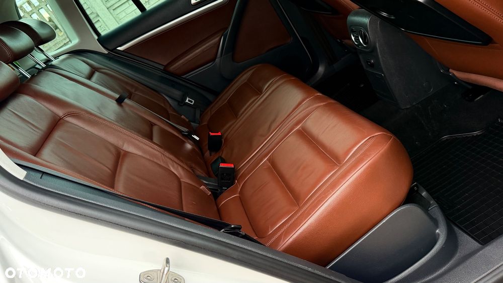 Volkswagen Tiguan 2.0 TDI 4Mot Perfectline R-Style DSG - 31