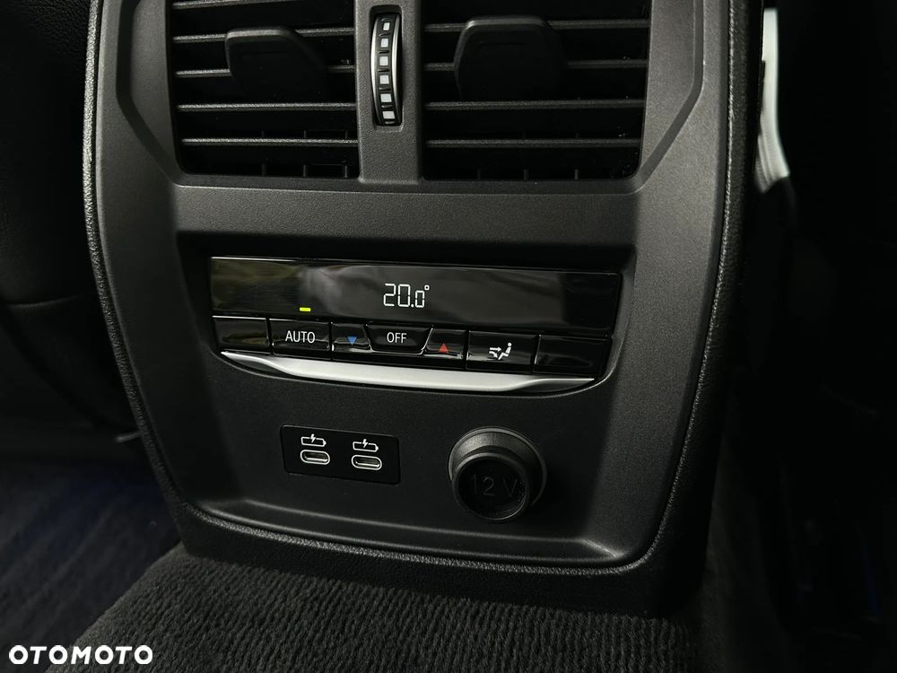 BMW Seria 3 320d xDrive M Sport sport - 28