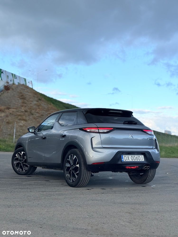 2022 DS Automobiles DS 3 Crossback PureTech 130 Opera, photograph 3
