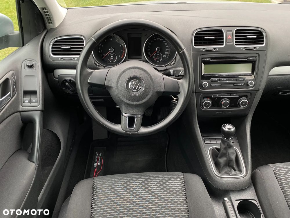 Volkswagen Golf 1.6 Team - 10