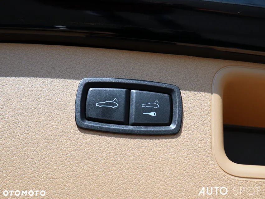 Porsche Macan S - 40