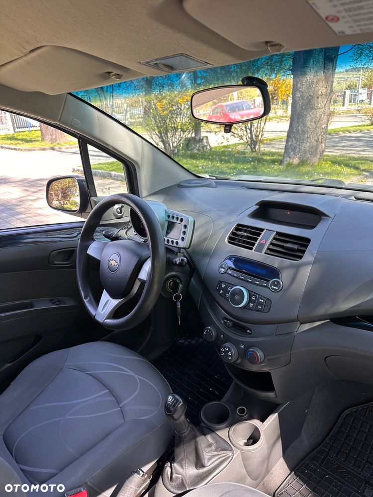 Chevrolet Spark 1.0 LT - 20