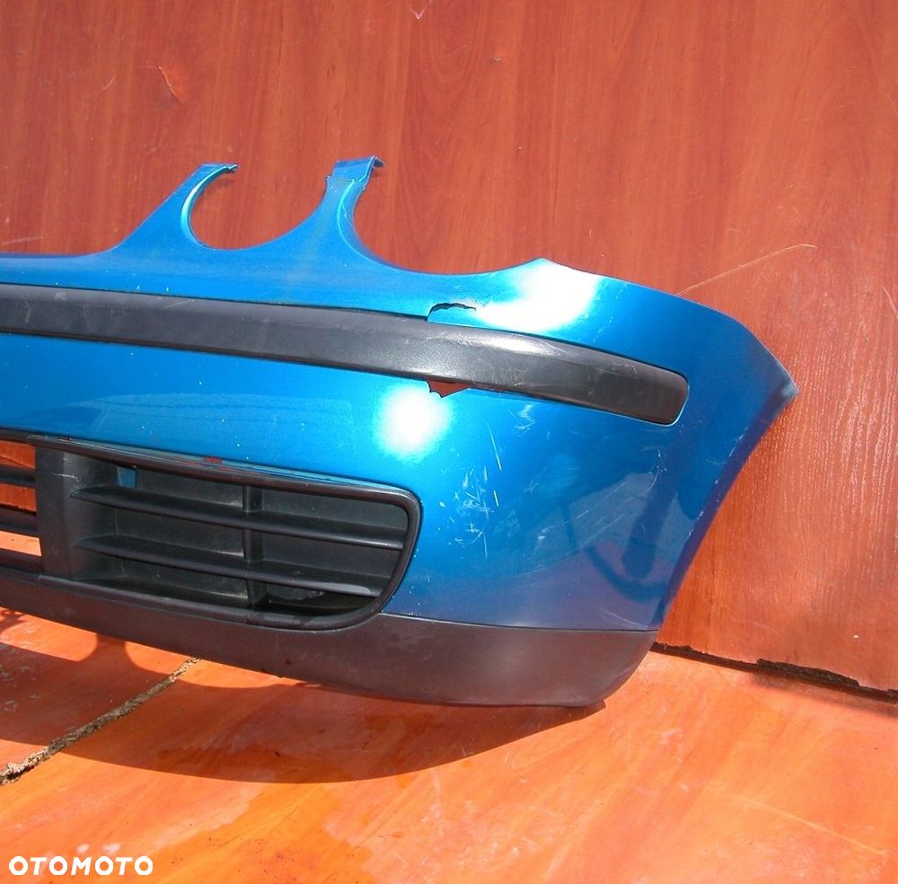 POLO 9N 01-05r. ZDERZAK PRZEDNI PRZÓD NIEBIESKI - 3